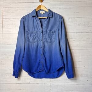 Anthropologie Cloth & Stone Shirt Womens Size Medium Blue Chambray Ombre